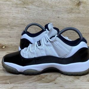 Nike Air Jordan 11 Xl Retro Low Concord Size 5.5Y/ women 7